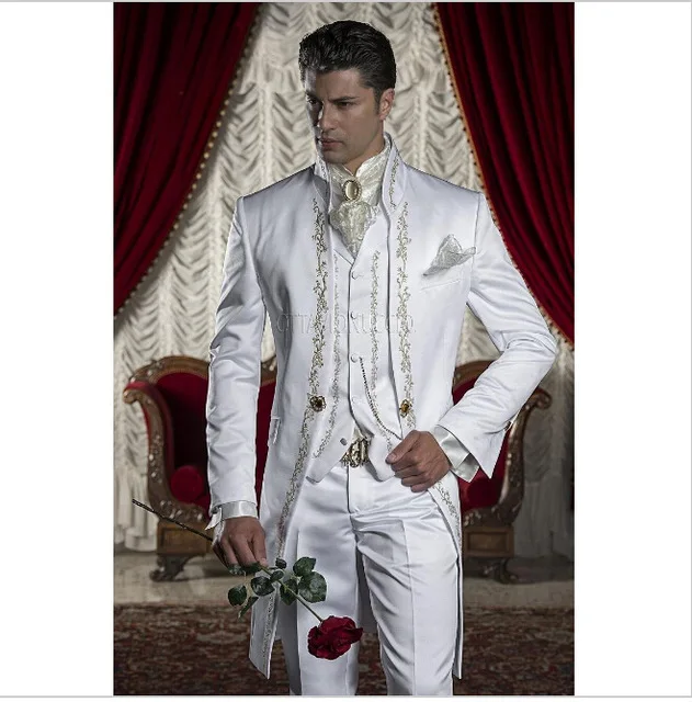 

Classic Style 3 Pieces men Suit Embroidery Groom Tuxedos Groomsmen Mens Wedding Prom Suits Formal Suits Sets (Jacket+Pants+Vest)