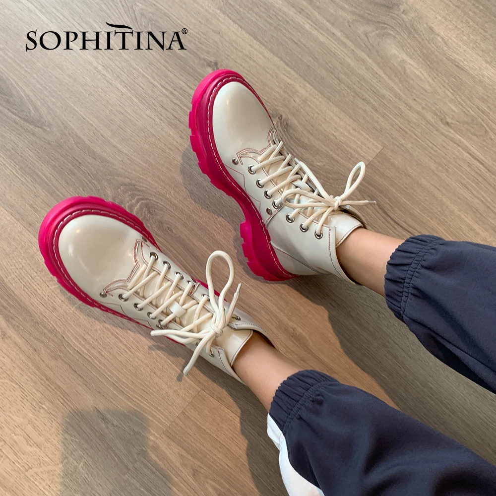 Harga SOPHITINA Fashion Semata Kaki Wanita Kasual Datar Bernapas Non-slip Lembut Bawah Rivet Round Kepala Sepatu Kantor Sepatu Wanita MO692