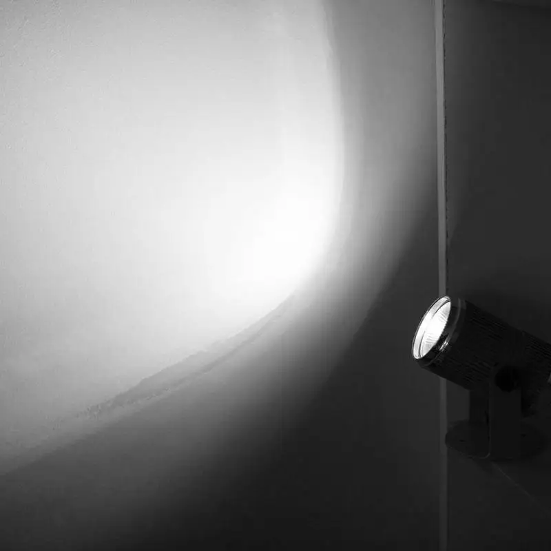 

Stage Spotlight Lamp KTV Bar 1W AC 85-265V 50/60Hz LED Music Festival Party Lighting Effect Beam Light Decoration Dropshipping