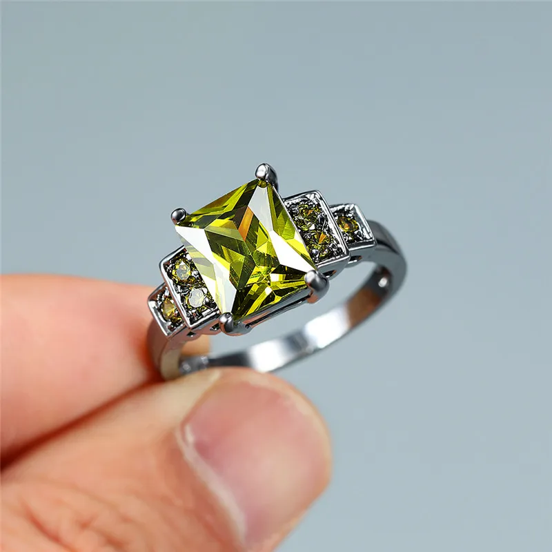 

Luxury Female Olive Green Square Stone Ring Vintage Black Gold Wedding Rings For Women Promise Love Engagement Ring
