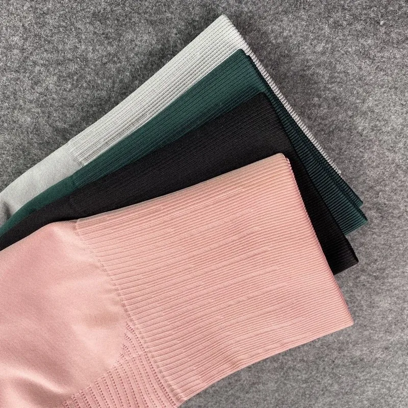 Hecatal Two Piece Yoga Set Women High-quality Stretch Tights Crop Top Leggings Set Sexy Workout Clothes for Women Gym Clothing