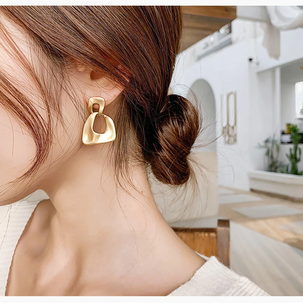

Fashion Metal Statement Earrings 2022 Gold Color Geometric Earrings for Women Hanging Dangle Earring Jewelry Mother's Day Gift