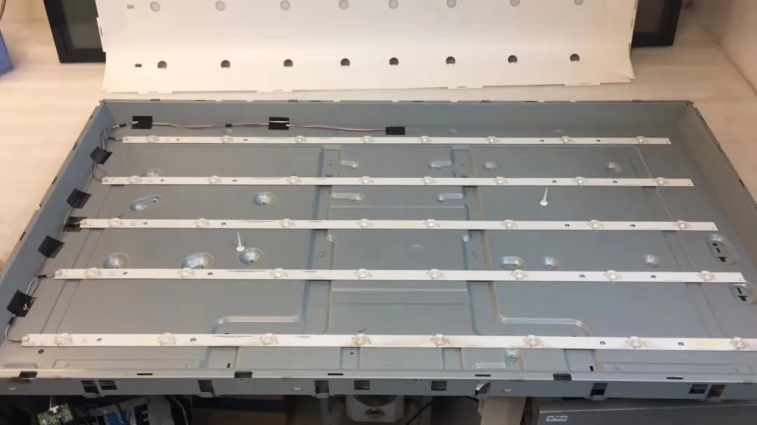 

100% new LED backlight strip 8LAMP FOR Tv 42 Panasonic Tc-42as610b Original Tc-42as610b