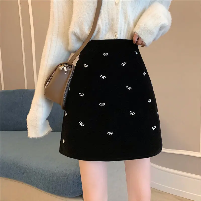 

2021 New Autumn Winter Black Vintage Skirt Sexy Butterfly Print Skirts Womens Streetwear High Waist Korean Mini Skirt Y409