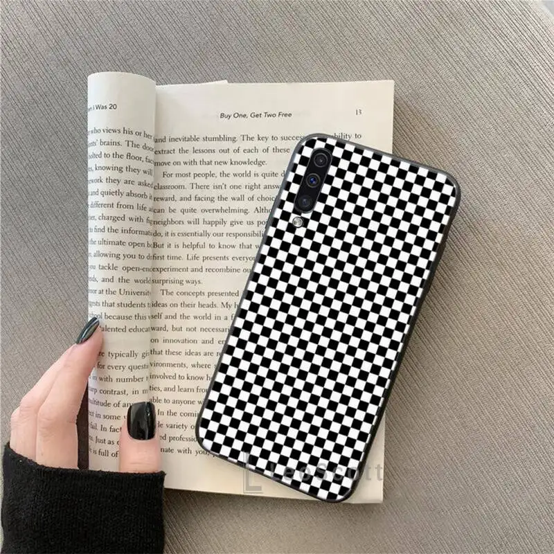 

Checkerboard line art pattern Phone Case For Samsung Galaxy S8 S9 S10 Plus S10E Note 3 4 5 6 7 8 9 10 Pro Lite cover