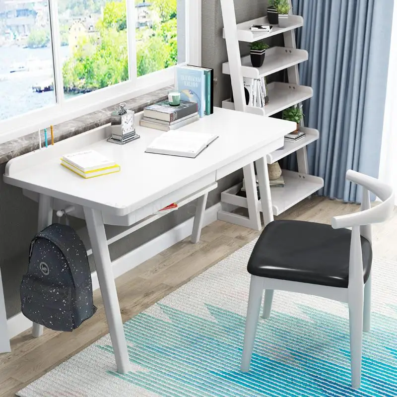 Стол компьютерный из массива дерева в скандинавском стиле простой домашний стол