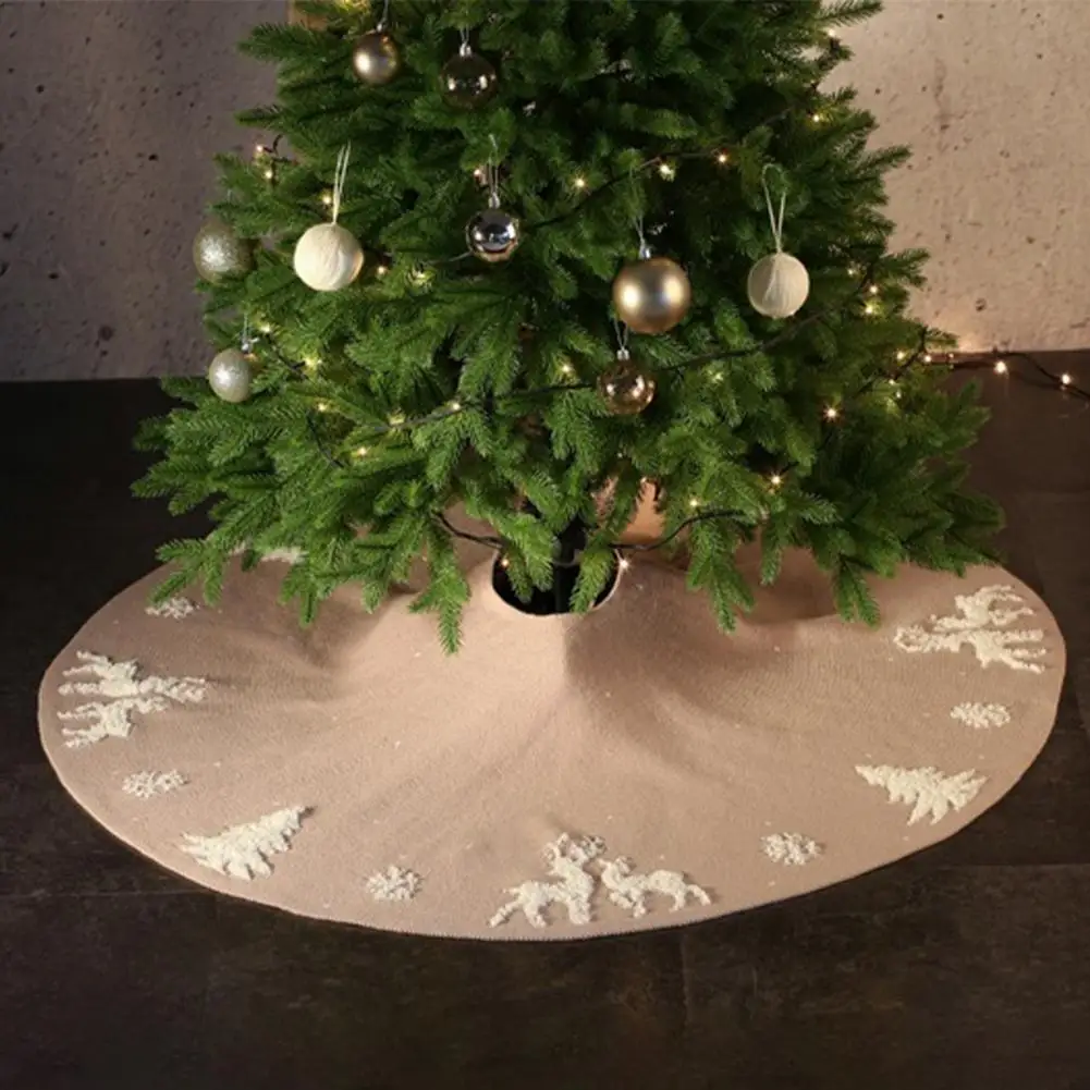 

Xmas Tree Pad Eye-catching Wear Resistant Acrylic Fiber 3D Embroidered Snowflake Christmas Tree Skirt for Home