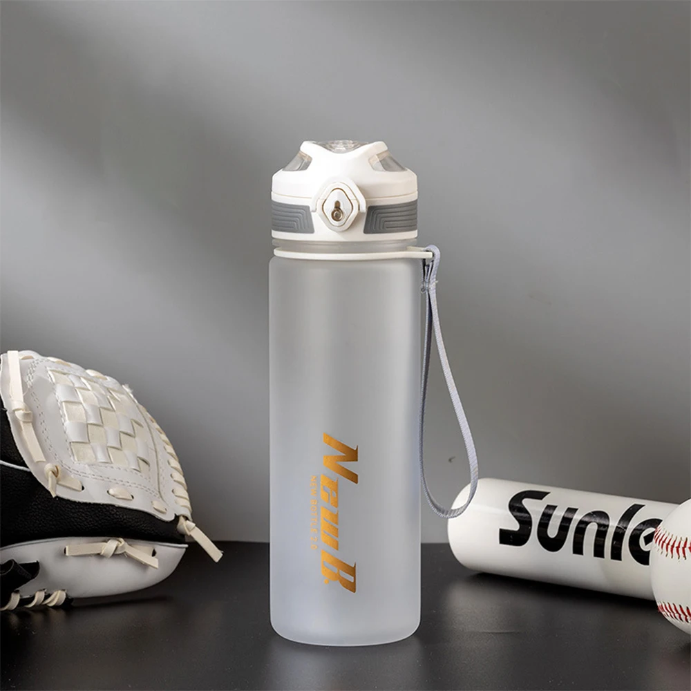 

Тритан Бутылка для воды для взрослых