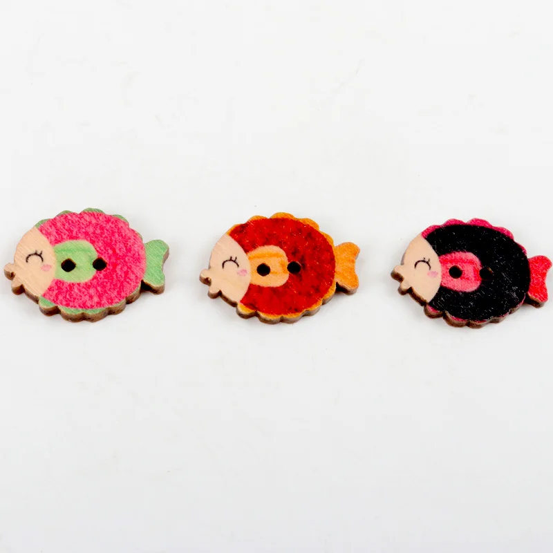 30 шт. 2 отверстия смешанные милые рыбки деревянные кнопки подходят для шитья и