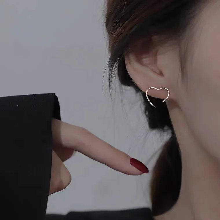 

Heart Stud Earrings Irregular Unusual Charm 2022 Hot Fashion Jewerly Wholesale Luxury Wedding Korean Accessories For Women
