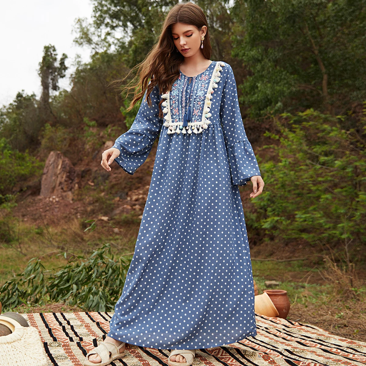 Abaya Дубай Платья Женская мода синий горошек с цветочной вышивкой складной бахромой халат длинная юбка мусульманское платье