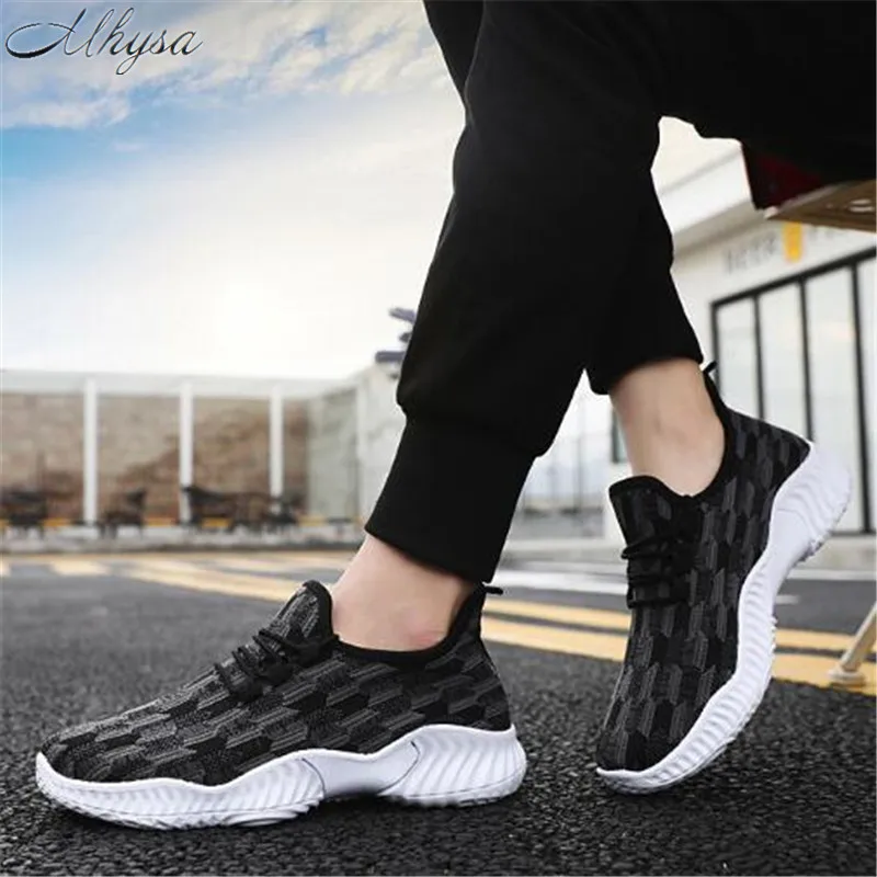 

2019 new spring and autumn sports and leisure men's shoes mesh shoes fashion breathable non-slip resistant shoes Z143