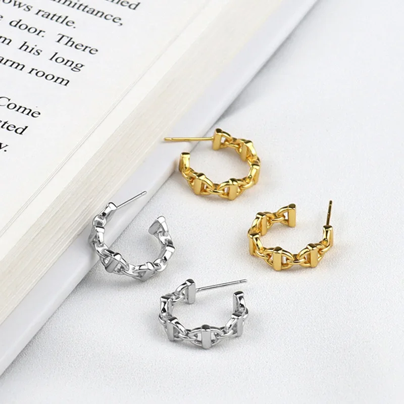 

Kshmir New fashion simple earrings female metal gold C earrings design sense of new earrings 2020