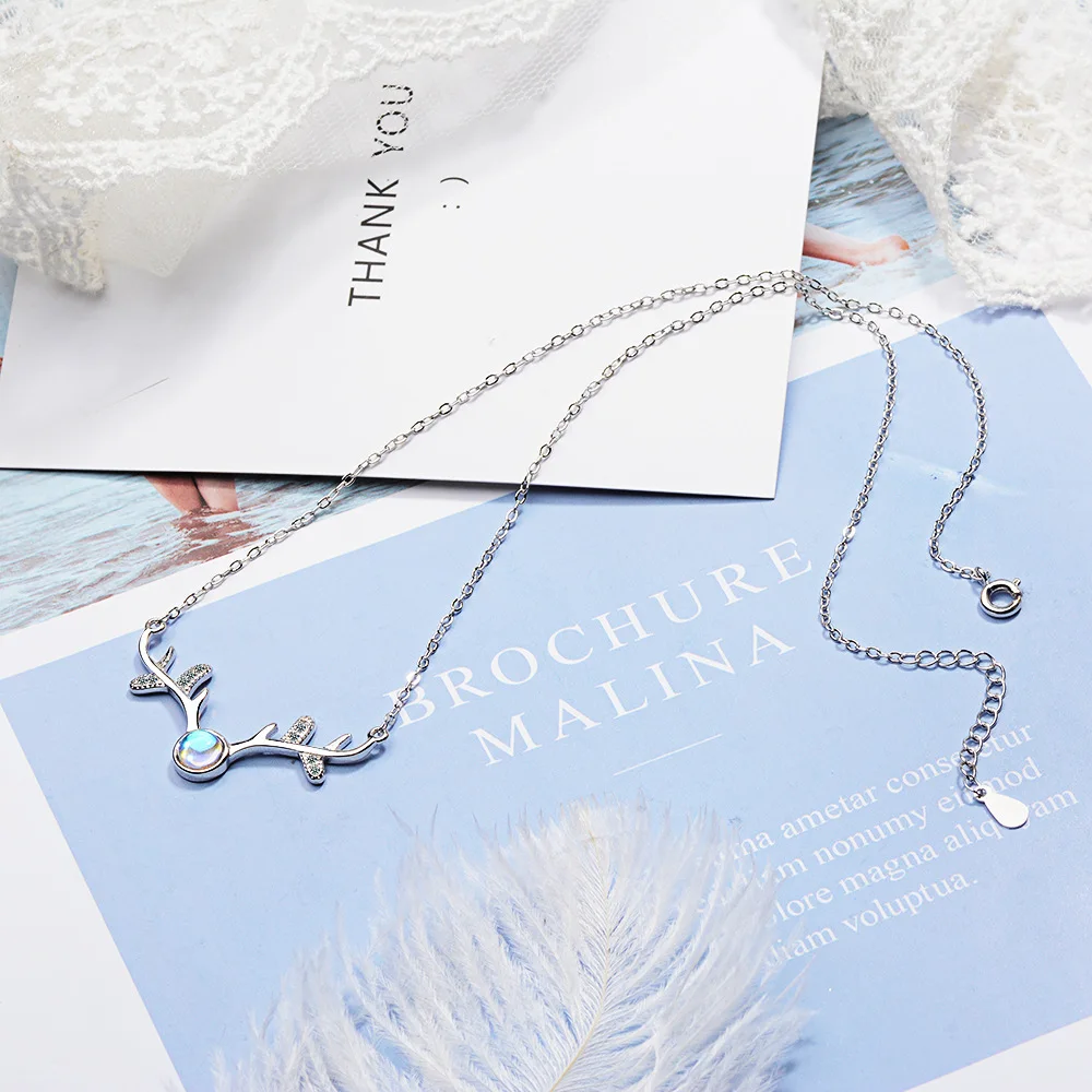 

Simple Trendy Artificial Moonstone Elk Necklace For Women Gift 925 Sterling Silver Zircon Necklace Choker