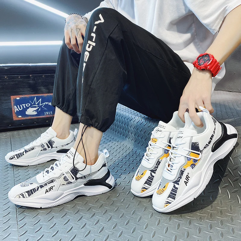 

Men Casual Shoes Man Sneakers Lightweight Breathable Spring Shoes Fashion Lace Up Sports Outdoor Chaussure Homme Thick Sole 2021