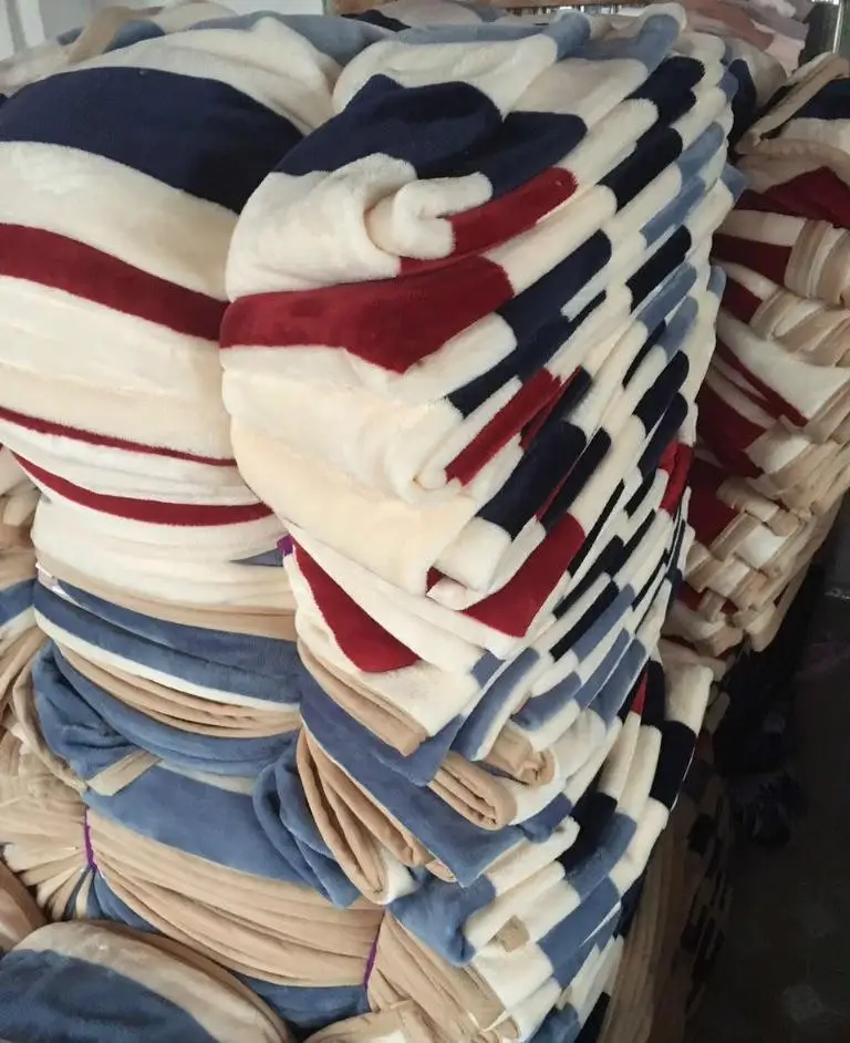 

5 Flannel Thick Winter Coral Cover Super Warm Soft Blankets Throw for Sofa