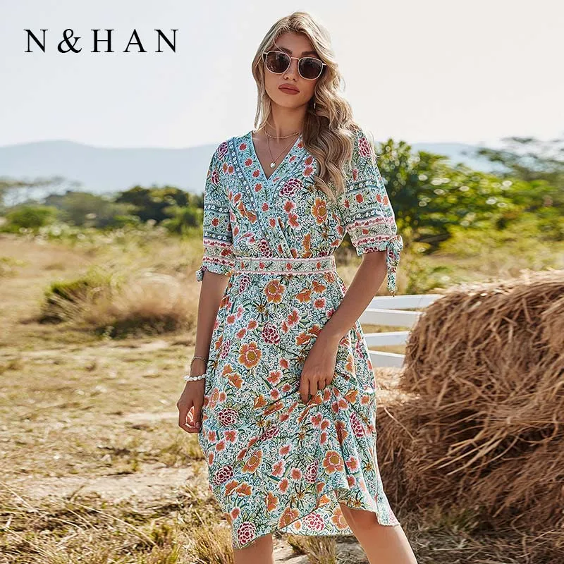 

Платье женское летнее с V-образным вырезом, повседневное облегающее праздничное с полурукавами, с цветочным принтом, в богемном стиле, зелен...