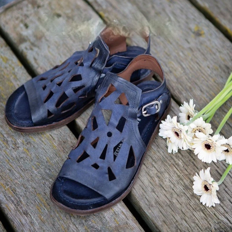 

2021 Summer Women's Fashion Pu Cut Out Buckle Flat Bottom Classic Sandals Comfortable Beach Shoes Hot Women's Shoes 7KG242