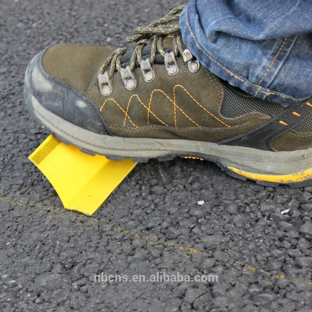 

Newzealand Standard Short-term Self-adhesive Flexible Baby Road Marker