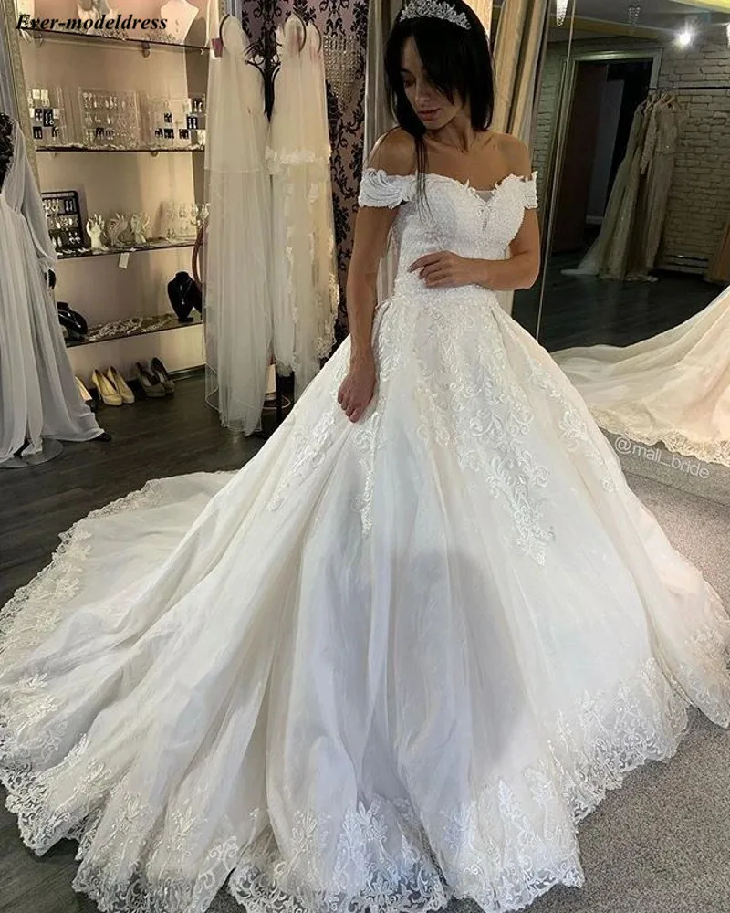 

Off Shoulder Princess Wedding Dresses 2020 Lace Appliques Lace Up Ball Gown Bride Dress Bridal Gowns Vestido de noiva