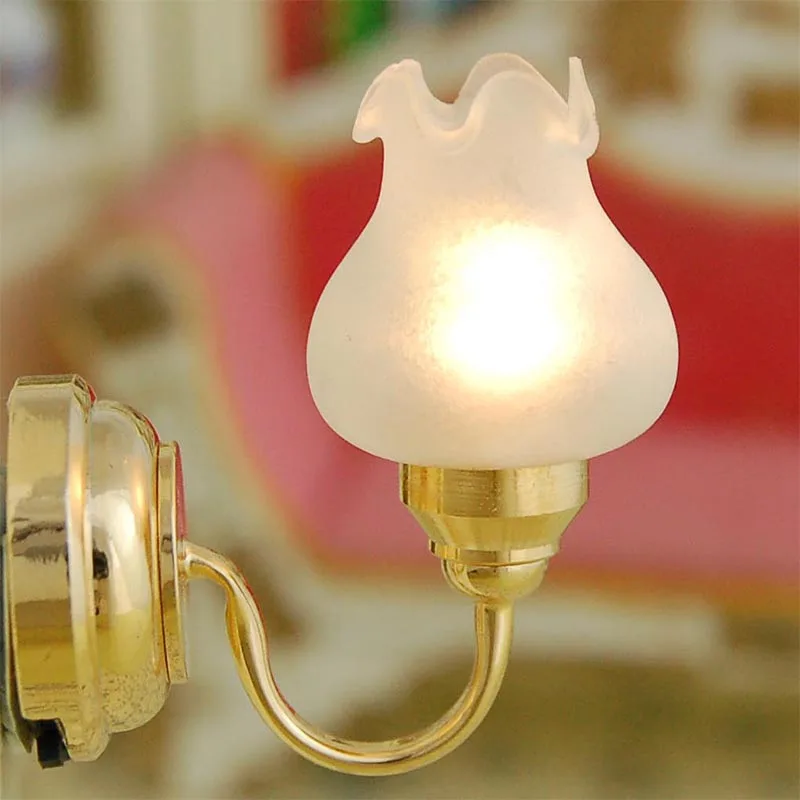 

1:12 Dollhouse Miniature 3V Tulip Shape White Wall Light LED Lamp Toy Accessory
