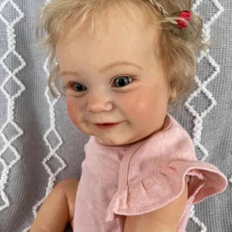Два Размеры версия Bebe для малышей популярные Мэдди милая девушка кукла с корнями