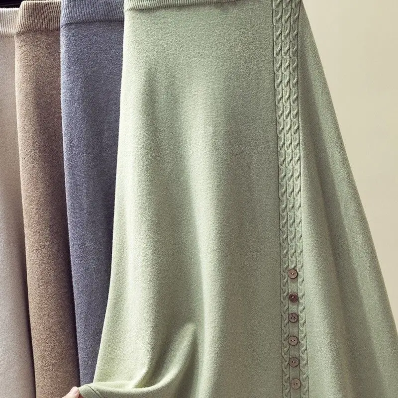 

2021 Autumn and Winter Knitted Skirt Women's Autumn and Winter New High Waist Thick Button Mid-length Long Skirt Y350