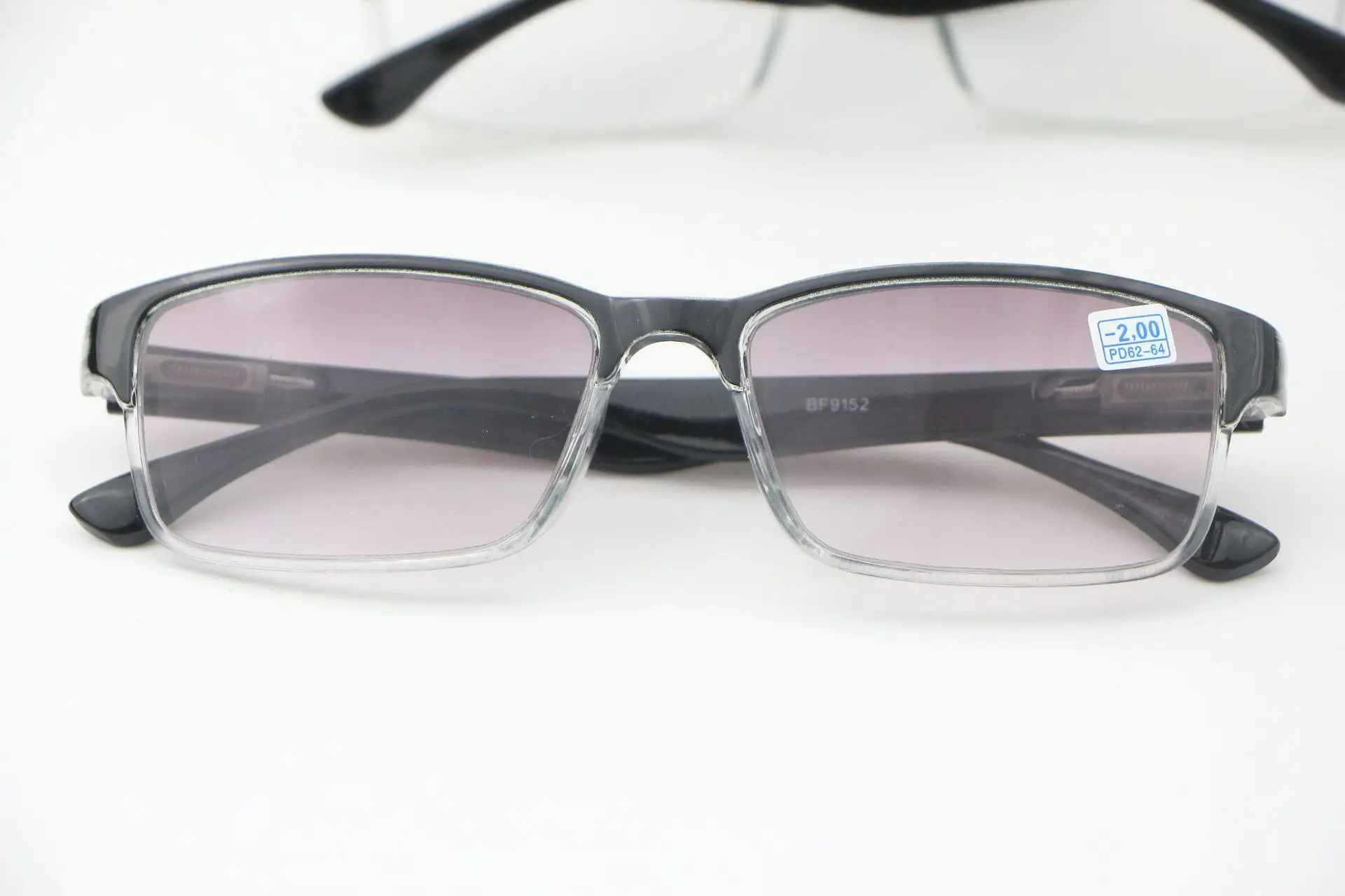 

Gradient color reading glasses men and women retro reading glasses sunglasses 1.0 1.25 1.5 1.75 2.0 2.25 2.5 2.75 3.0 3.25 4.0