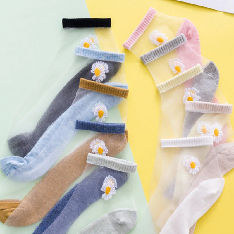

1Pair Fashion A Pair Small Daisy Ankle Socks Women Girls Harajuku Transparent Sock Daisy Crystal Stockings Lace Nylon Socks