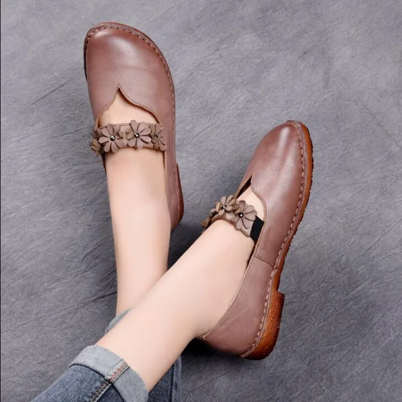 2021 Vintage Floral Genuine Leather Flat Shoes Spring Summer Casual Women Flat Shoes Comfortable Hand-stitched Soft Bottom Shoes