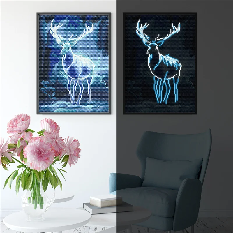 

Deer glowing in the dark diamond painting special-shaped diamond embroidery Animals surprise gifts for kits Home Decoration