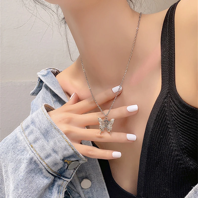 

1Pcs Stainless Steel Butterfly Women Choker Necklaces Pendants Men Maple Leaf Chain Jewelry Creative Choker Pendant Neck Chain