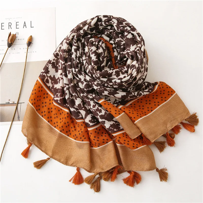 

2021 winter Fashion 180X90CM Beach towel Luxury Leopard Print Shawl Women Headband Bandana popular Style Cotton and linen scarf