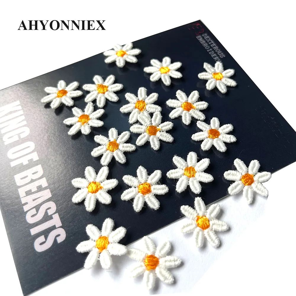 20pcs, 50pcs Mini Daisies Flower Patch Embroidered Sew on Patches for Clothing Applique DIY Hairclip Stickers On Clothes