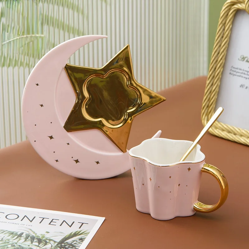 

Керамическая кофейная чашка неправильной формы в скандинавском стиле, креативная кружка с золотой ручкой, модная кофейная чашка в форме зв...