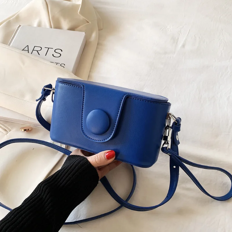 

Простая винтажная сумка через плечо из искусственной кожи для женщин, популярная дизайнерская женская сумка на плечо, кошельки в форме коро...