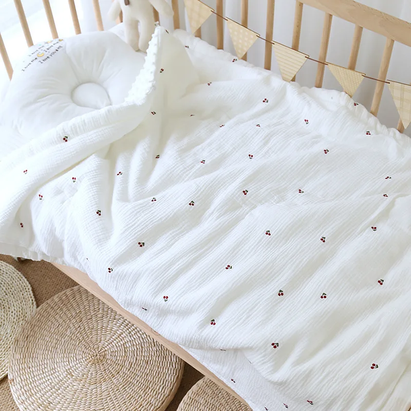 

Korean Cherry Bear Embroidered Baby Bedding Quilt Cotton Fleece Kids infant Bed Quilts Blanket Cot Crib Blankets Comfort Plaid