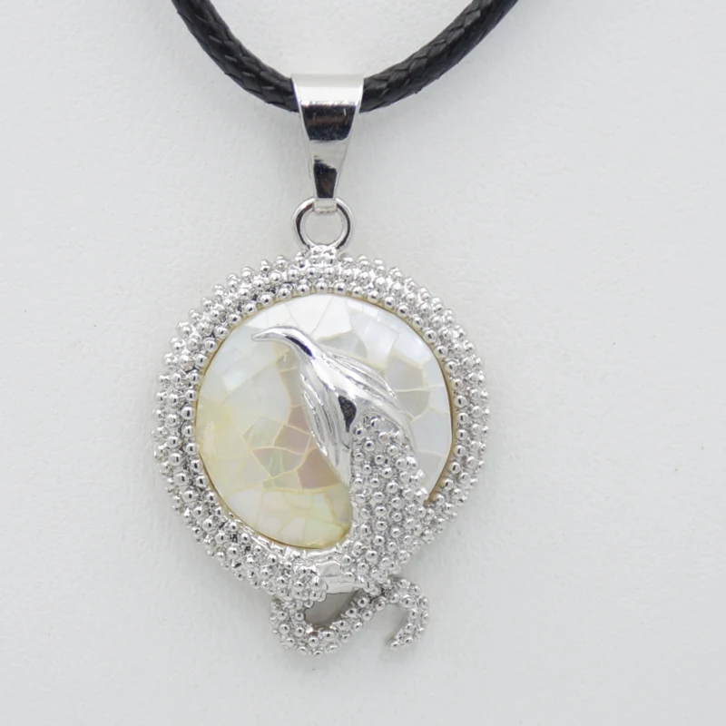 Милые подвески и ожерелья в виде змеи круглые натуральных серых ракушек животные