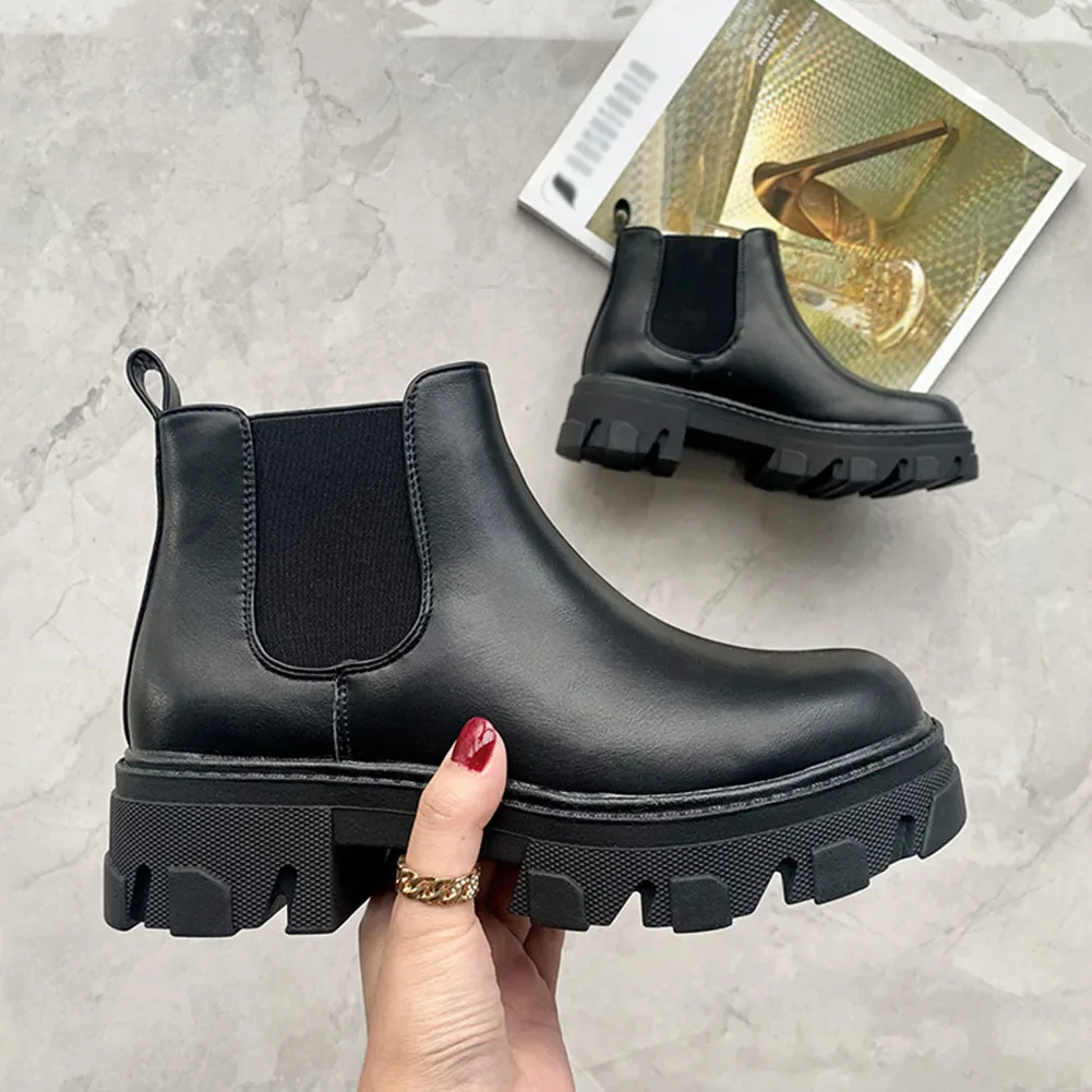 Женские ботинки без шнуровки GIGIFOX черные ботильоны на нескользящем каблуке