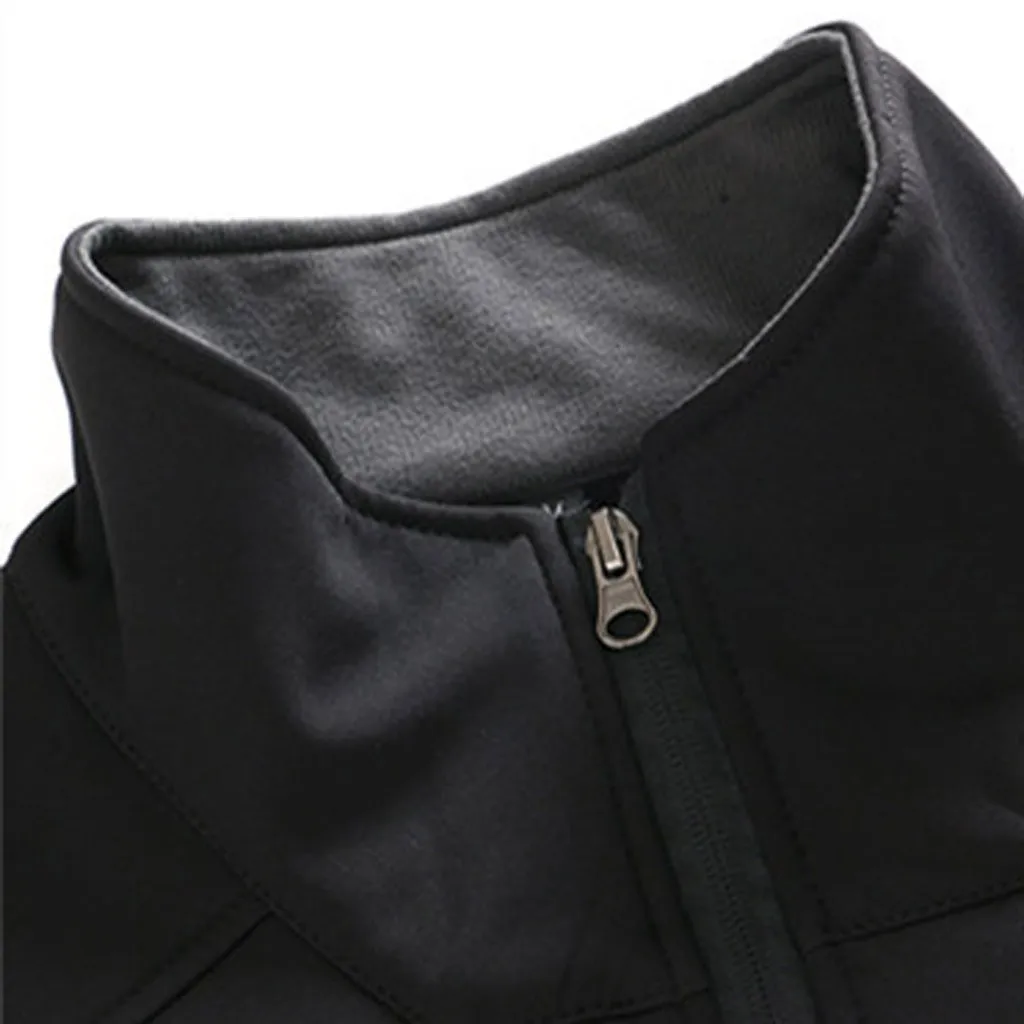 

2019 Outdoor Sport Men Winter Jacket Zipper Pocket Hiking Camping Windbreaker Waterproof Jacket Soft Softshell Jacket Men Coat