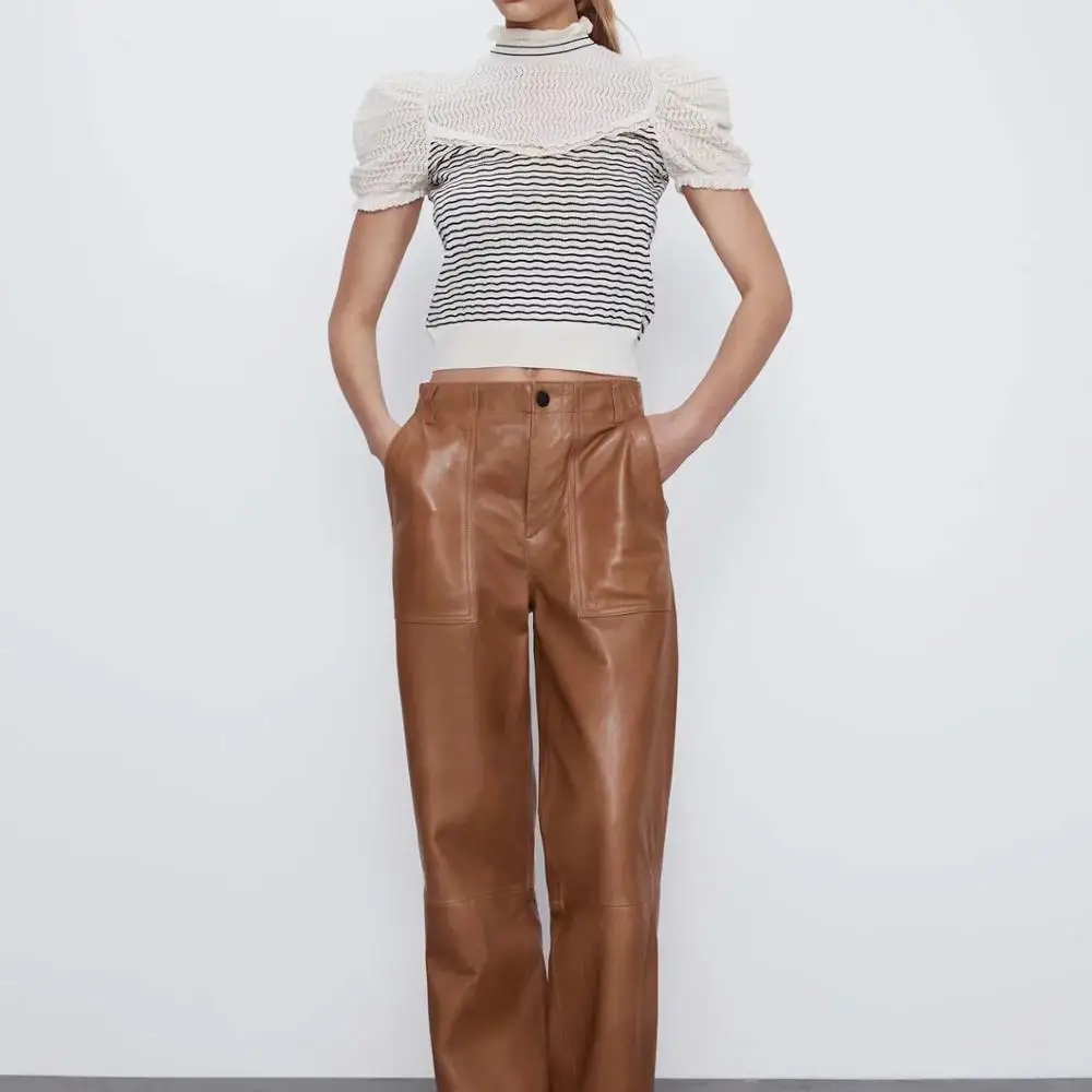 Женский полосатый свитер с коротким рукавом комбинированный высоким воротником