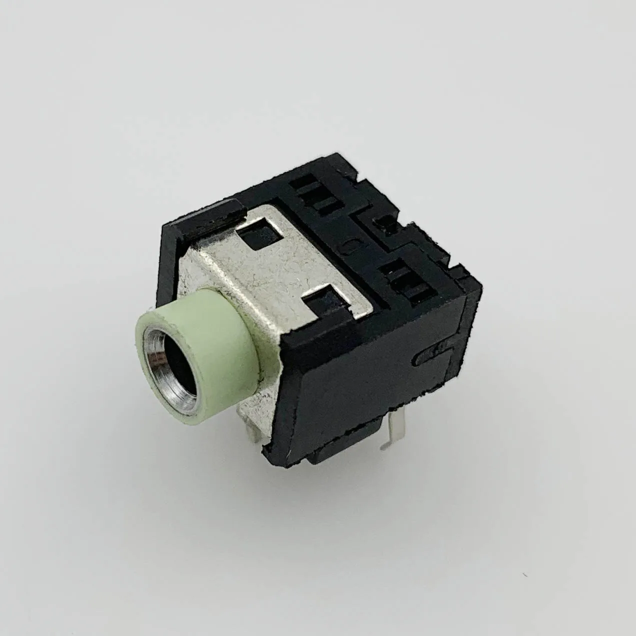 PJ306 LIGHT GREEN 3.5mm 5IN AUDIO SOCKET HEADPHONE CONNECTOR TWOCHANNEL PC PJ-306 | Обустройство дома