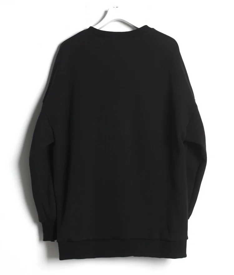 

Solid round neck for men's fashion with high street loose bottomed shirt