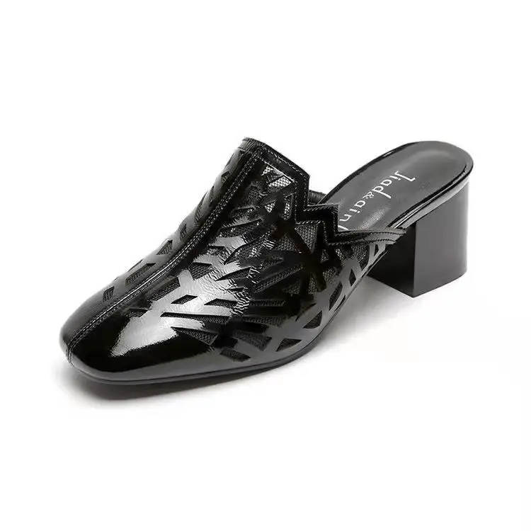 Sandals And Slippers Women's Outer Wear Fashion Ladies Shoes Summer 2021 New Soft Leather Hollow High-quality Women's Slippers