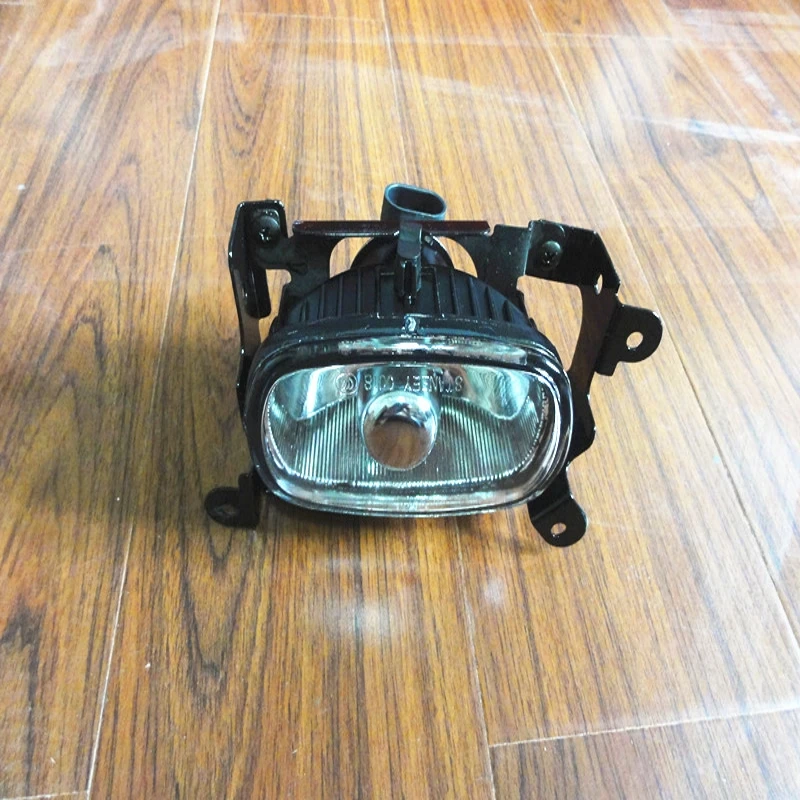 1 шт. RH Автомобильная передняя противотуманная фара правая