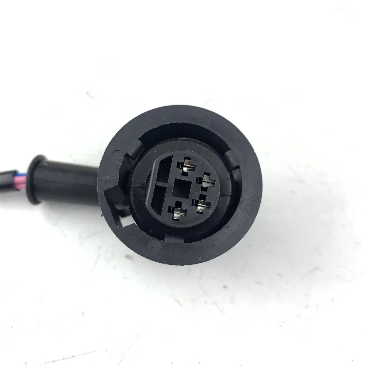 

81.27421.0129 датчик пробега для SHACMAN F2000 F3000 Датчик скорости автомобиля аксессуары для грузовиков