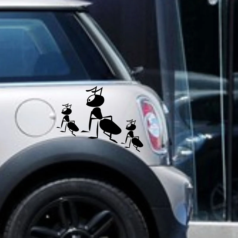 Наклейки на Верхнее колесо автомобиля с изображением муравьев животных