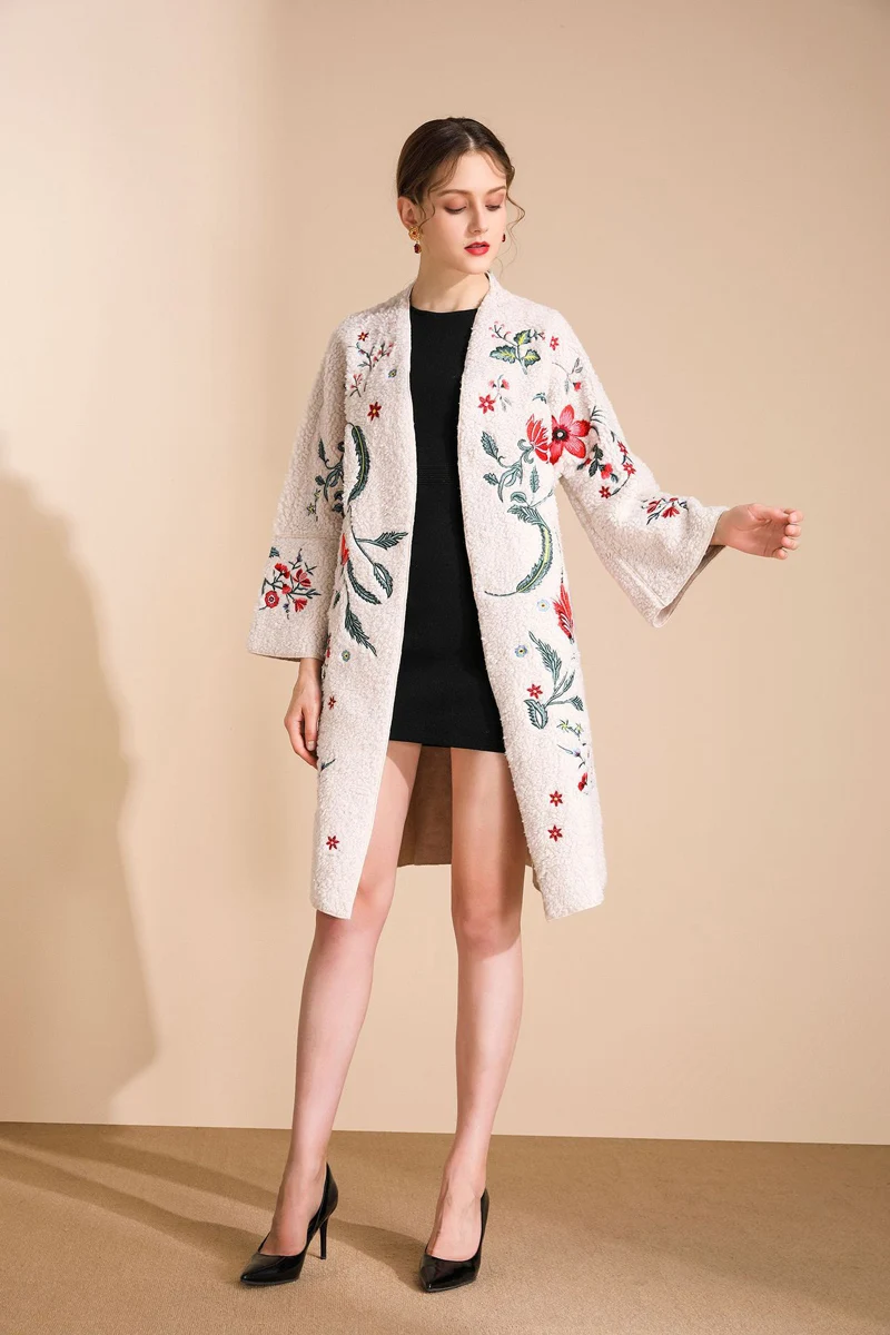 Winter Women's Runway Coat O Neck Long Sleeves Embroidery Lambwool Fashion Designer Coats Outerwear | Женская одежда