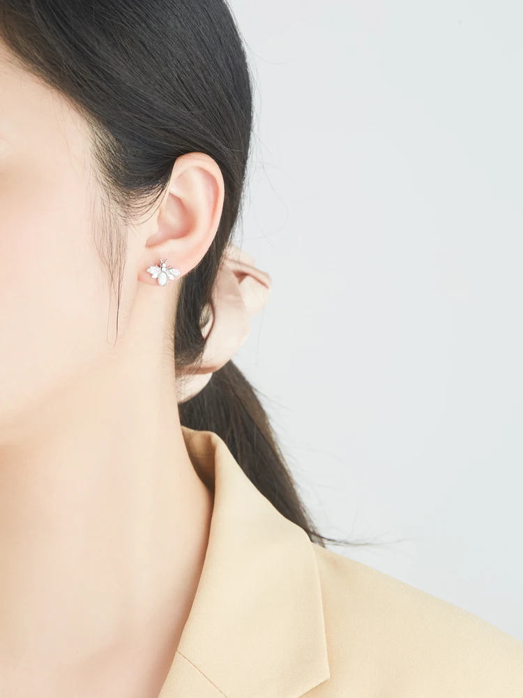 

INALIS Authentic Stud Earrings For Women S925 Sterling Silver Inlay Opal And Zircon Bee Earring Insect Series Gifts Fine Jewelry