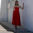 2021 Красные Элегантные Короткие плиссированные атласные вечерние платья без бретелек С Карманами Платье длиной ниже колена Свадебные вечерние платья для женщин